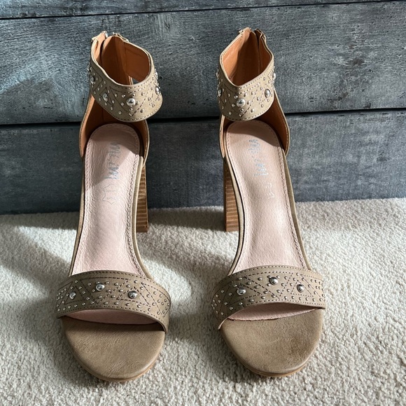 Studded Block Heel Sandals - Picture 3 of 4